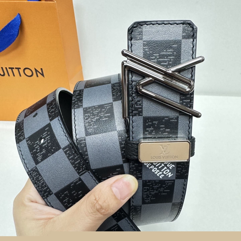 l**is V*t*n belts